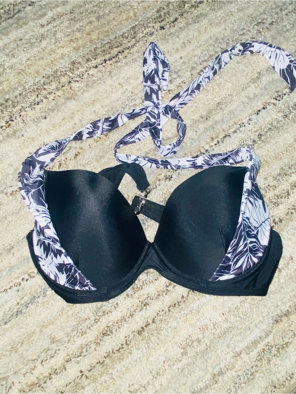 Unk Black and White Halter One-Piece Swim Top